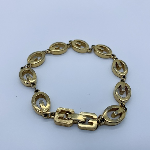 GIVENCHY “G" Links Gold Plated Bracelet - Picture 3 of 7
